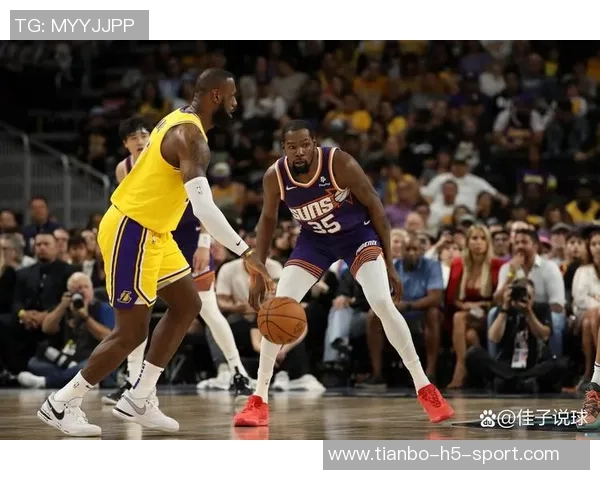 杜兰特期待圣诞大战对阵湖人历史悠久的球队令人兴奋不已